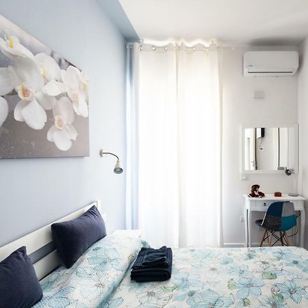 קליארי Castelvi Rooms מראה חיצוני תמונה