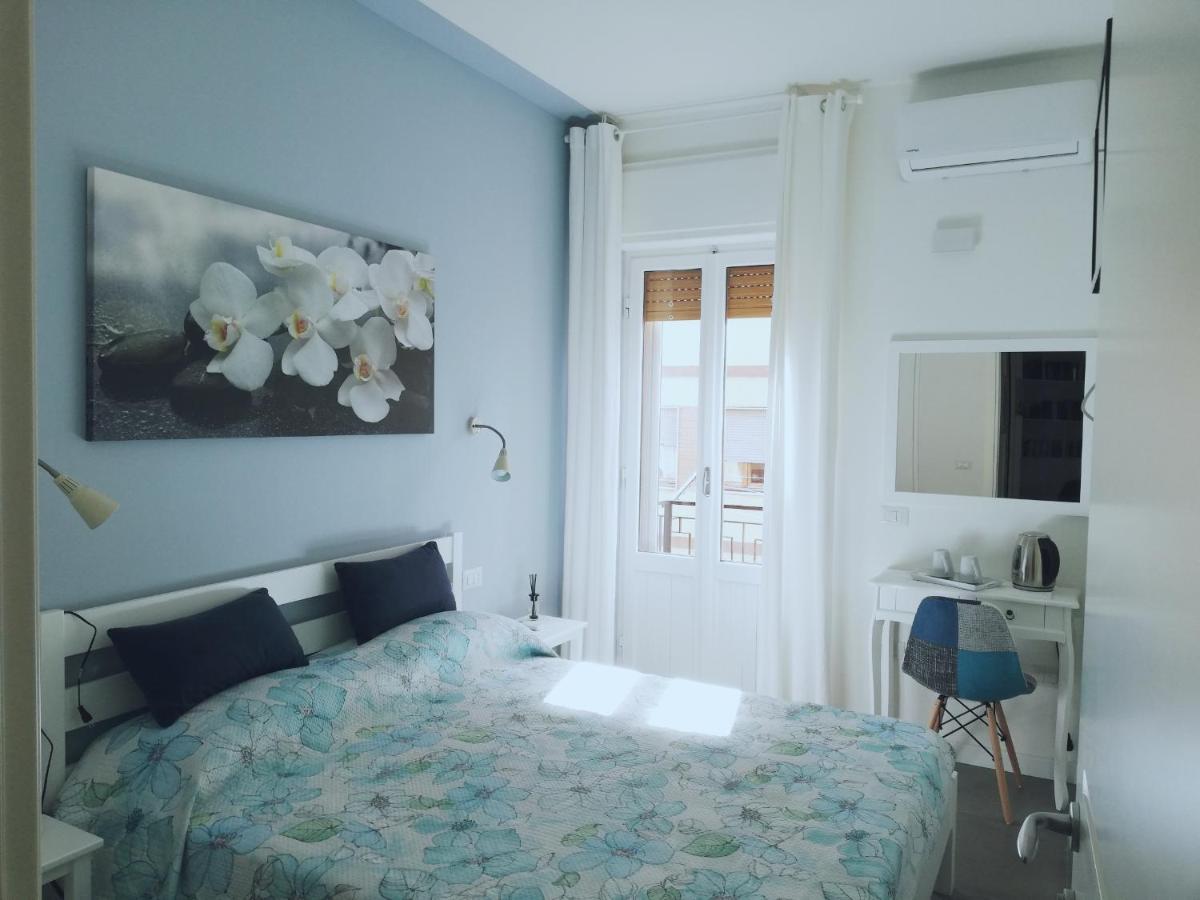 קליארי Castelvi Rooms מראה חיצוני תמונה