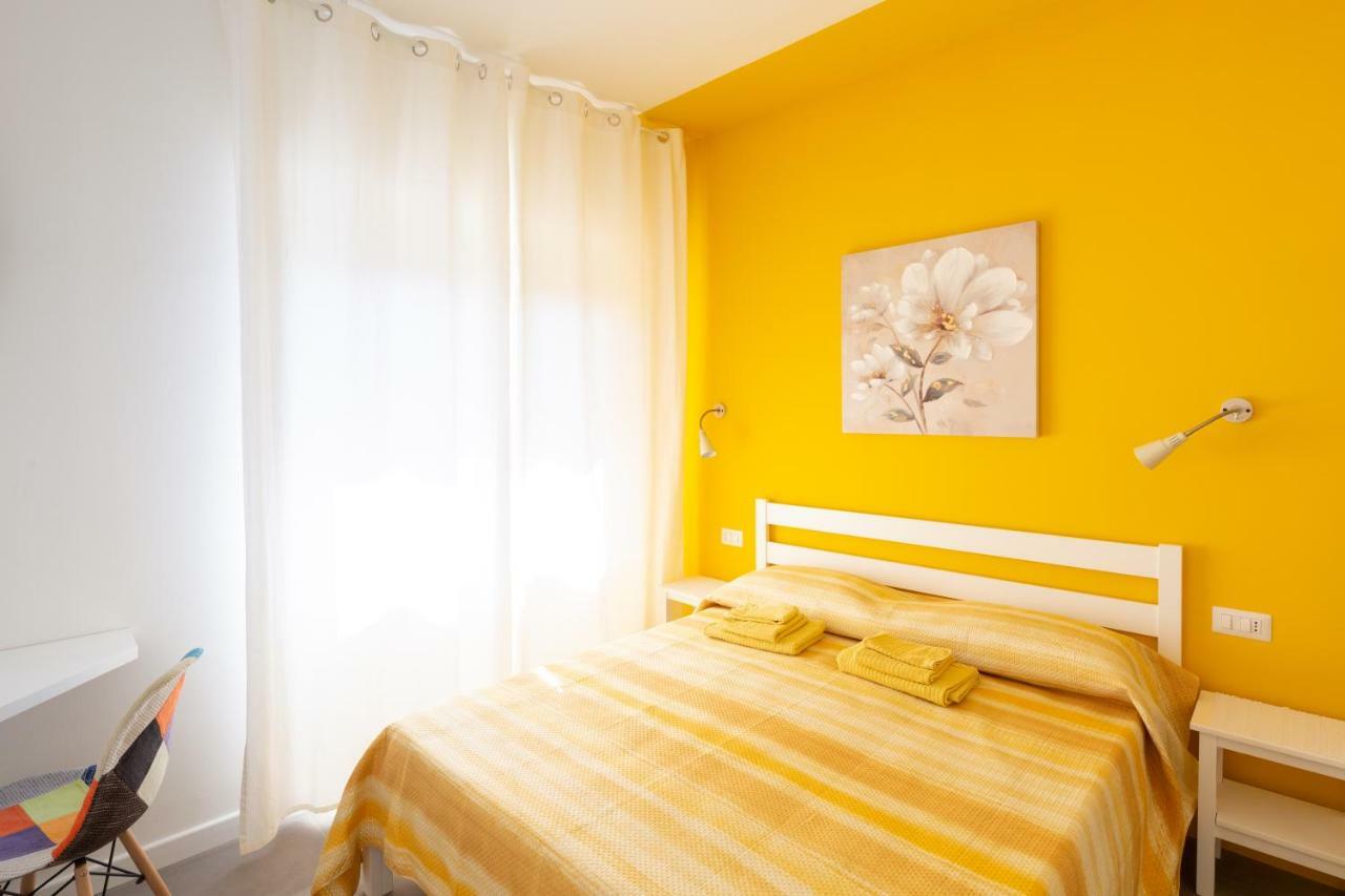 קליארי Castelvi Rooms מראה חיצוני תמונה